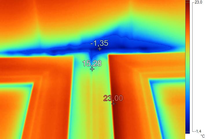 Пример термограммы - утечка тепла через фундамент